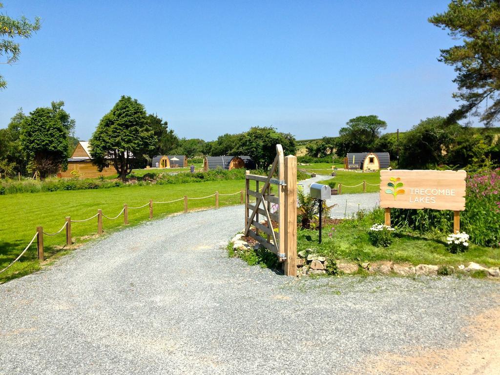 Trecombe Lakes カムボーン エクステリア 写真
